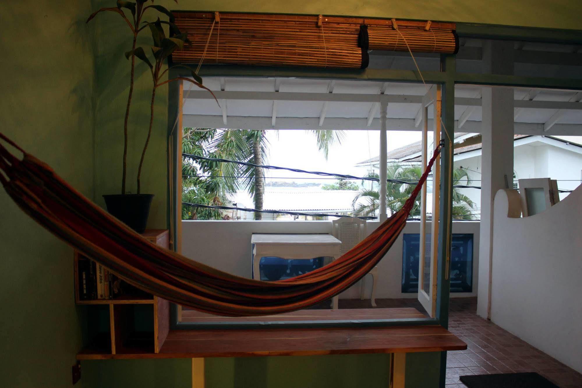 Bedspace Beach Unawatuna Luaran gambar